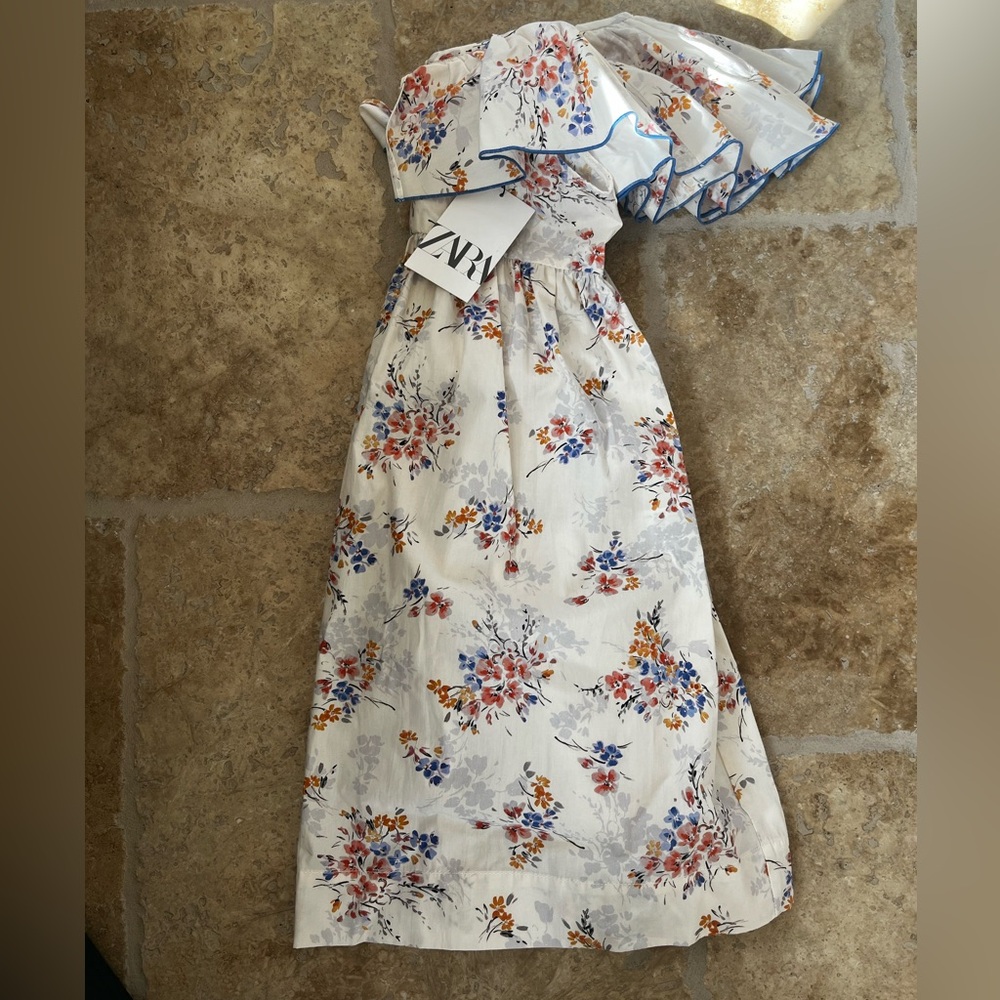 Zara girls Floral Dress NWT